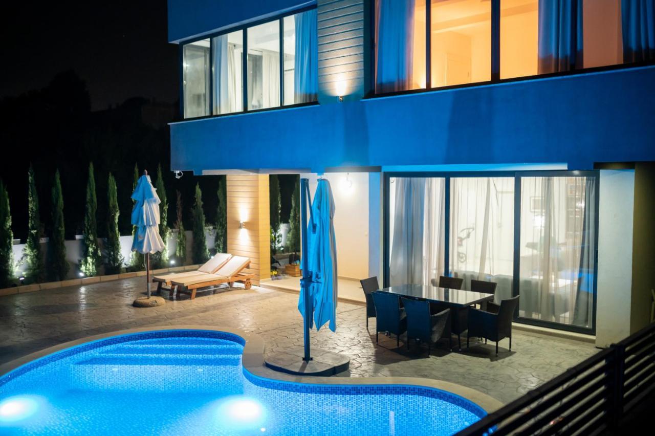 Luxury Scandinavian Улцинь Экстерьер фото