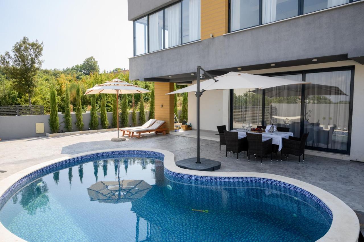 Luxury Scandinavian Улцинь Экстерьер фото